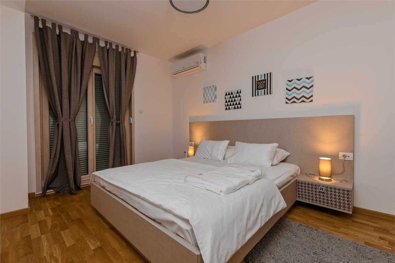 Apartments Krug Budva Exterior photo